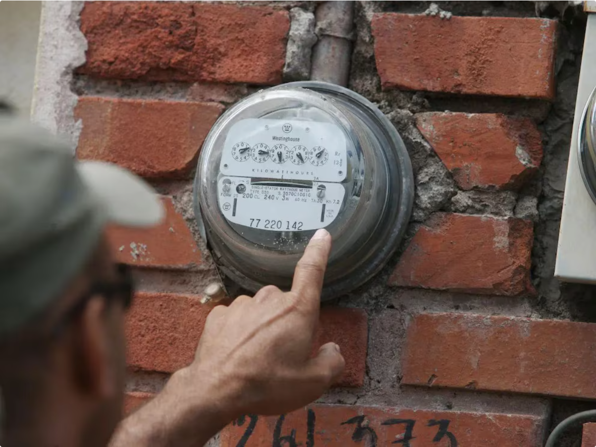Gobierno de Honduras impulsa reformas para recuperar pérdidas en el sistema eléctrico